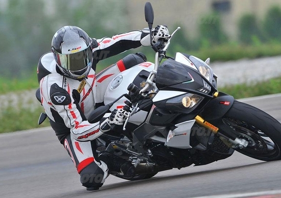 Aprilia Tuono V4R ABS Aprilia Tuono V4R ABS