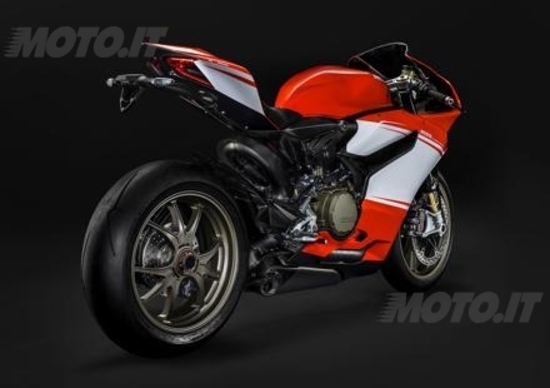 Ducati 1199 Superleggera, 200 cv per soli 155 chili Ducati 1199 Superleggera, 200 cv per soli 155 chili