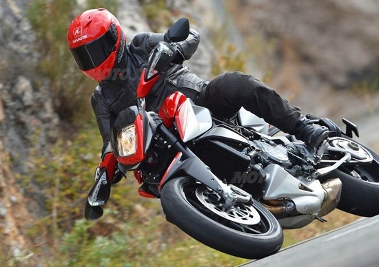 MV Agusta Rivale 800 MV Agusta Rivale 800