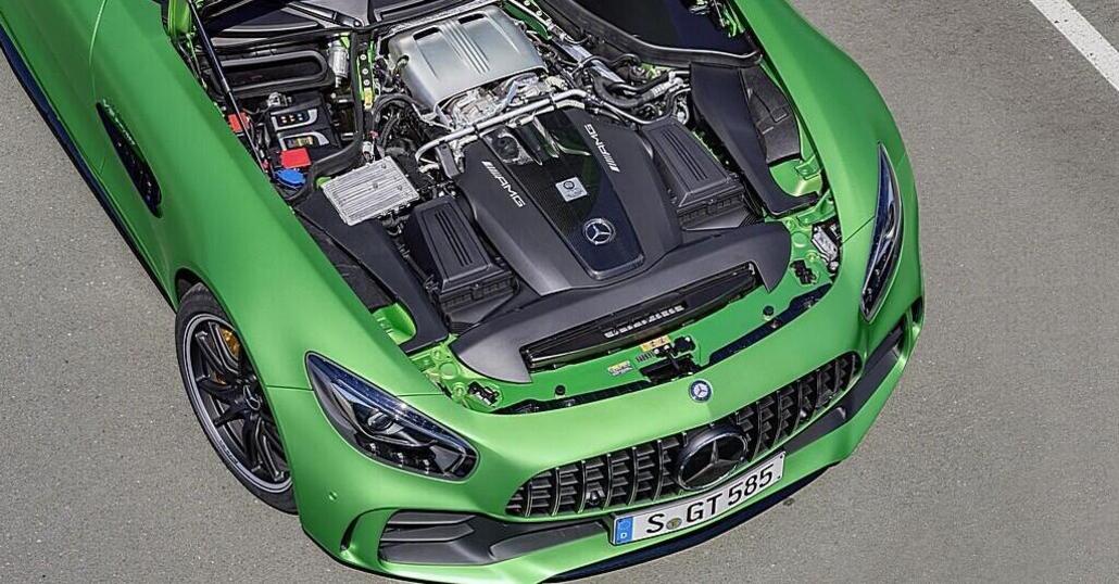 Mercedes, lunga vita al V8?