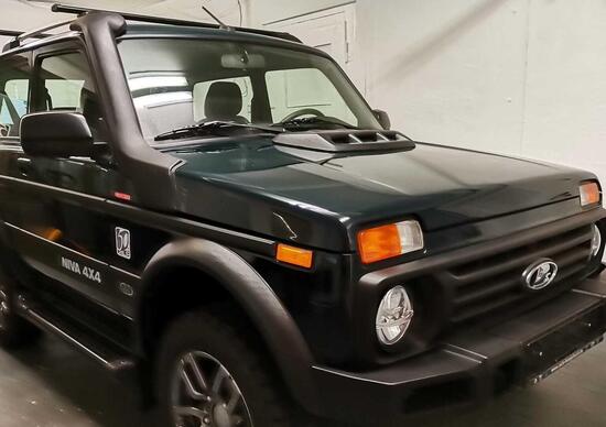 Lada Niva Legend 50° Anniversary, l’edizione limitata non costa più come una volta Lada Niva Legend 50° Anniversary, l’edizione limitata non costa più come una volta