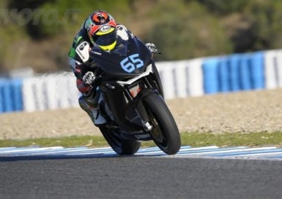 Tom Sykes mette tutti in fila nei test SBK di Jerez Tom Sykes mette tutti in fila nei test SBK di Jerez