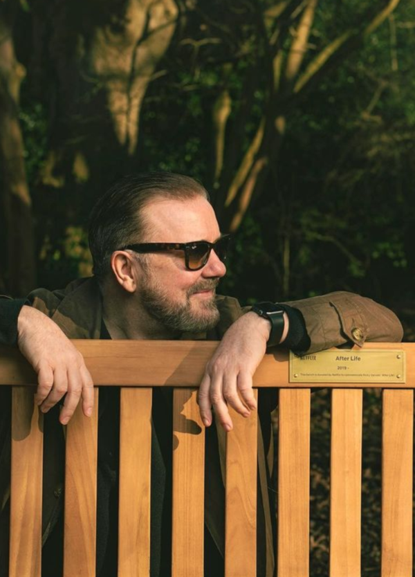 After Life di Ricky Gervais su Netflix? Che delusione! (Ma nessuno ha il coraggio di dirlo)