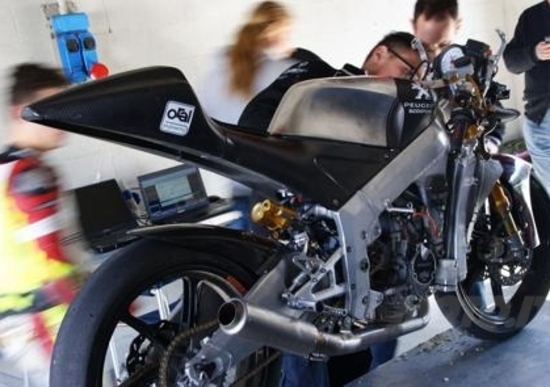 Peugeot Scooters Italia - Oral Racing Team, una nuova squadra per la Moto3 Peugeot Scooters Italia - Oral Racing Team, una nuova squadra per la Moto3