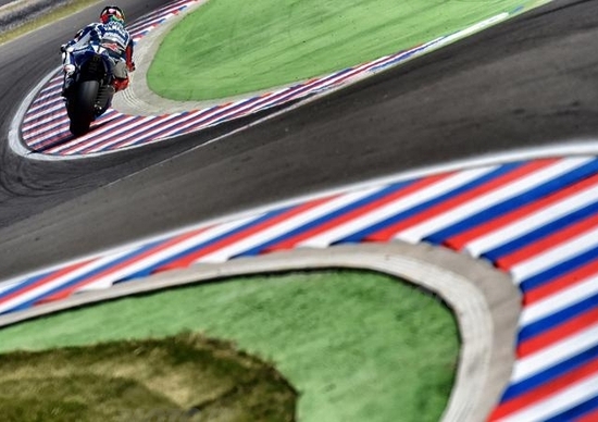 Le foto più spettacolari del GP d'Argentina Le foto più spettacolari del GP d'Argentina