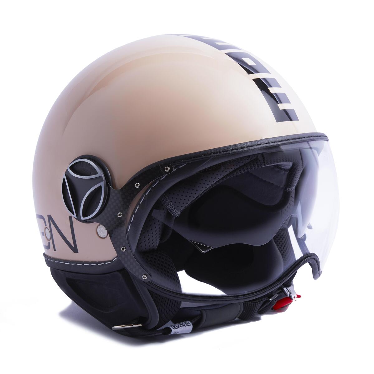 Festa della Donna in moto: MOMODESIGN FGTR Evo rosa cipria - Accessori -  Moto.it