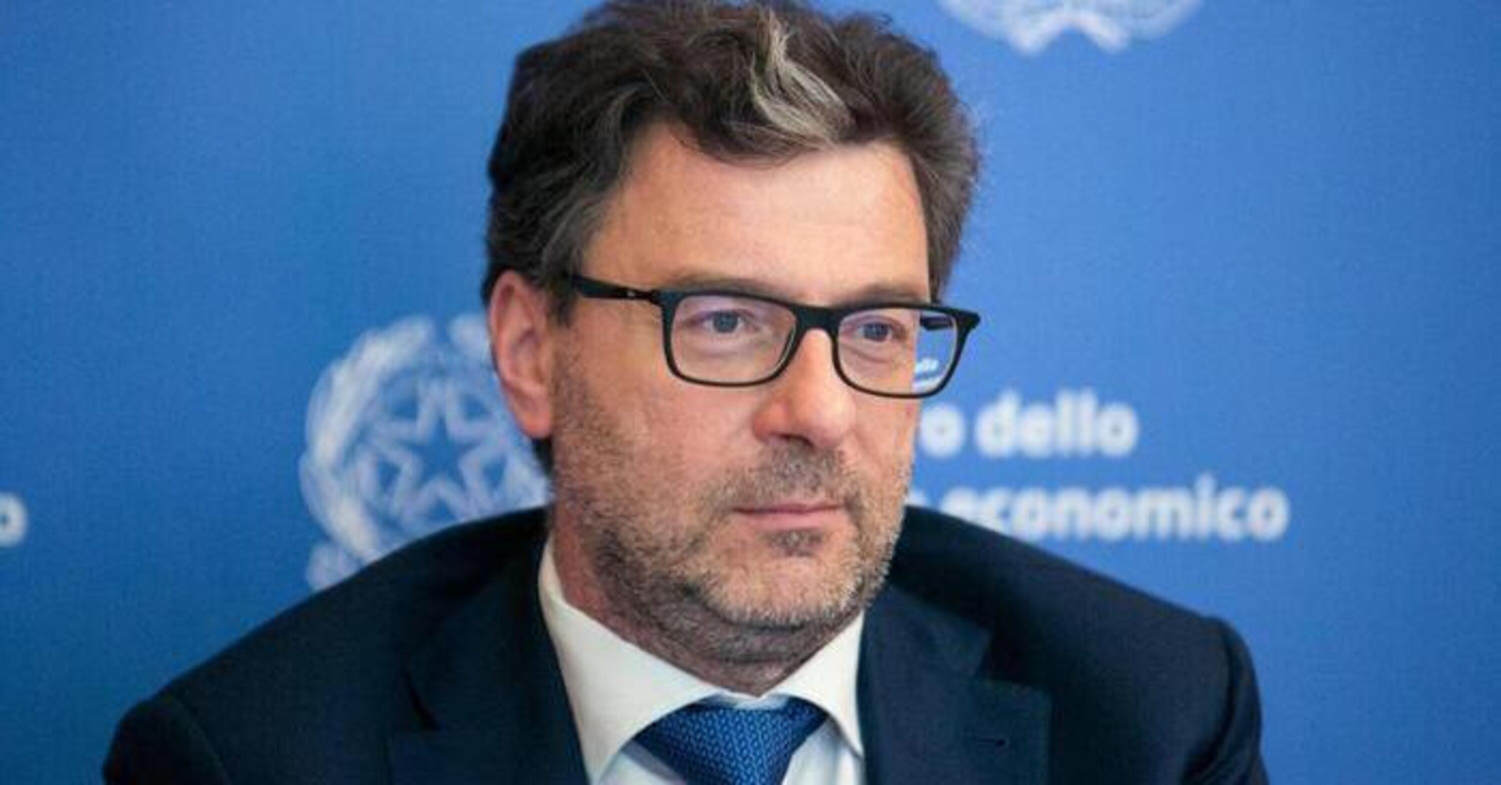 Il Ministro Giorgetti E La Mobilit Siamo Di Fronte A Una Sfida