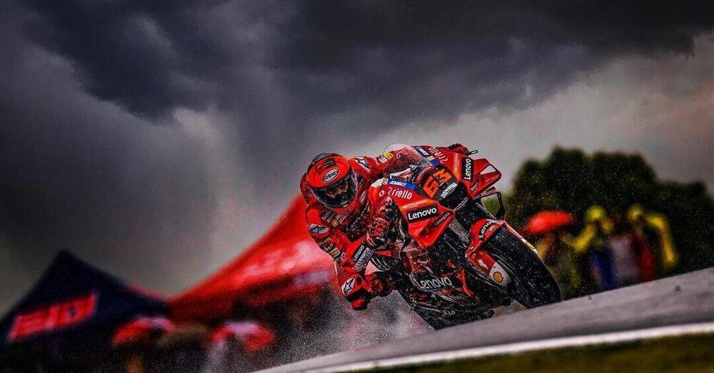 MotoGP Pecco Bagnaia Ducati : "il faut toujours bien célébrer une victoire, Valentino Rossi m'a appris ça"