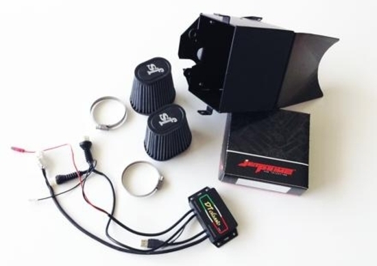 Sprint Filter e Jetprime insieme per Triumph e le classiche Sprint Filter e Jetprime insieme per Triumph e le classiche