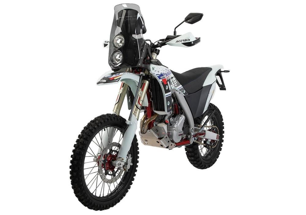 AJP PR7 650 Adventure (2021 - 22), Prezzo E Scheda Tecnica - Moto.it