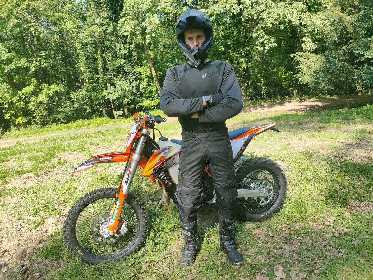 Promozione abbigliamento offroad Raven by 24MX - Accessori - Moto.it