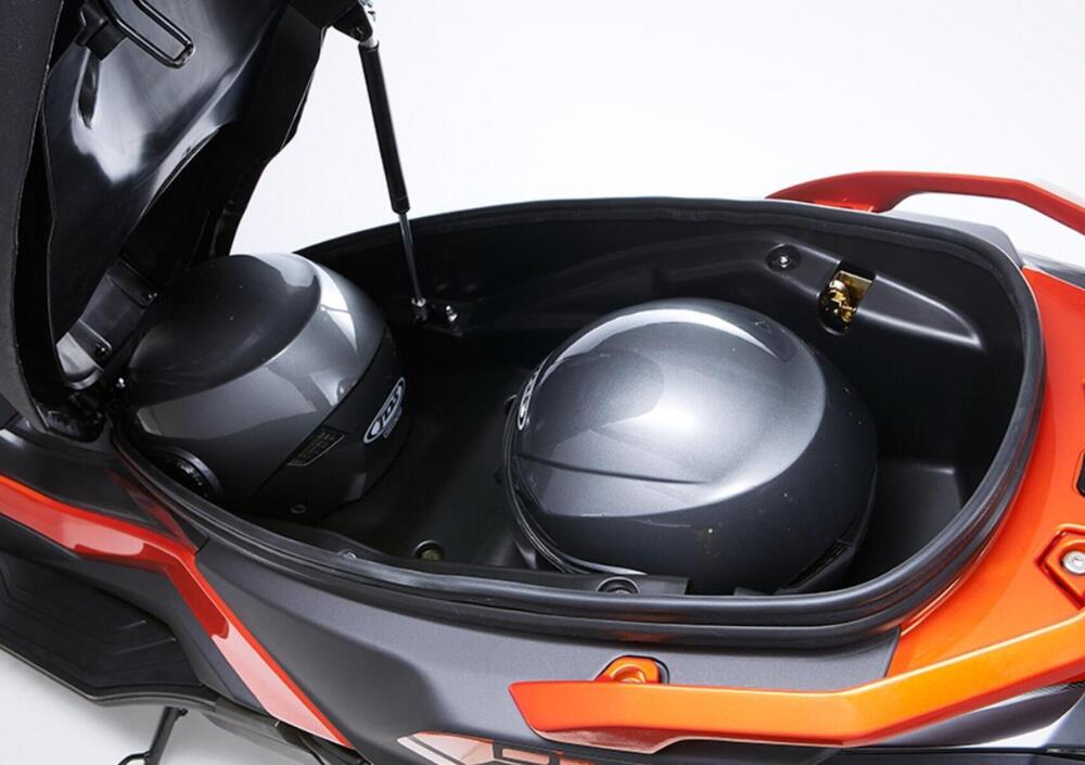 Kymco DTX 360 300 (2022), prezzo e scheda tecnica Moto.it