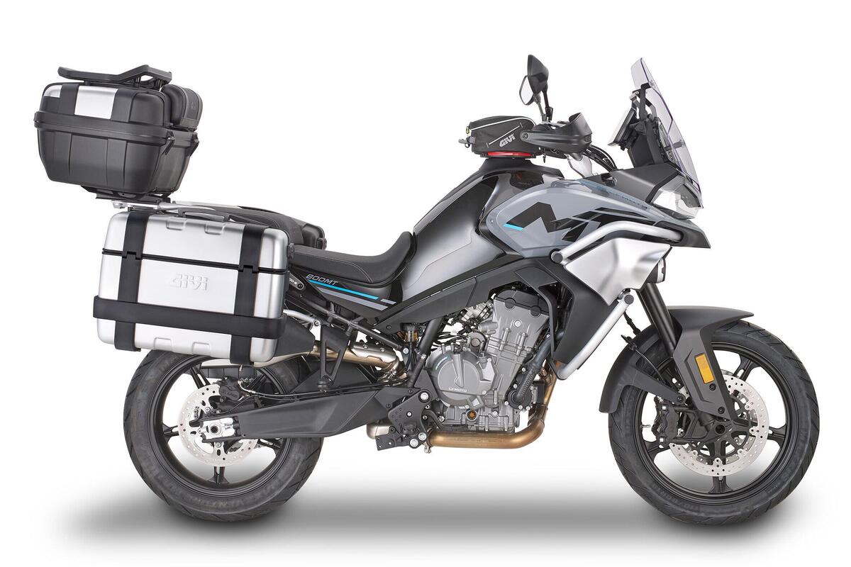 givi-per-la-cfmoto-800-mt-accessori-moto-it