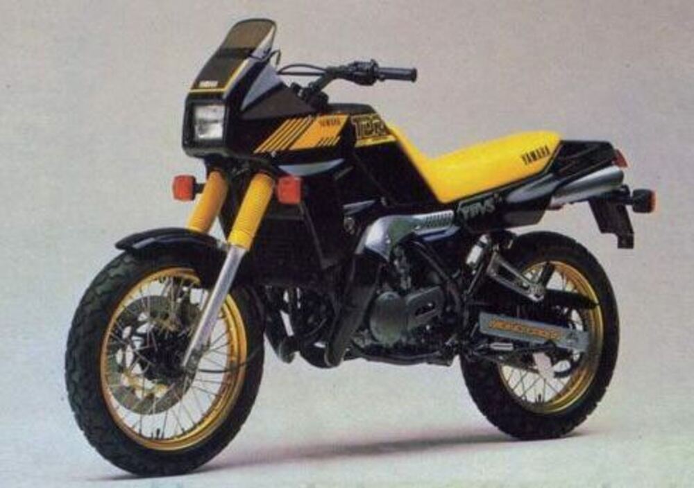 thumbnail interactive-video image 1 of YAMAHA TDR 250 1988 Service Information Manual – OEM Shop Repair Guide 1 of 6