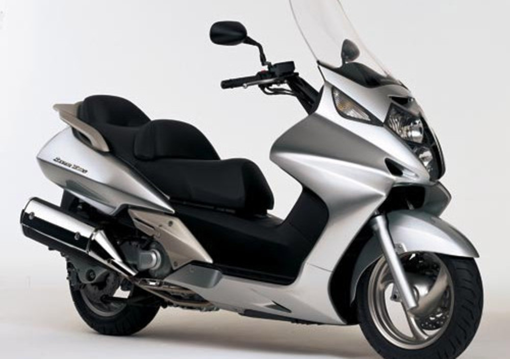 Honda Silver Wing 600 (2001 - 05), prezzo e scheda tecnica - Moto.it