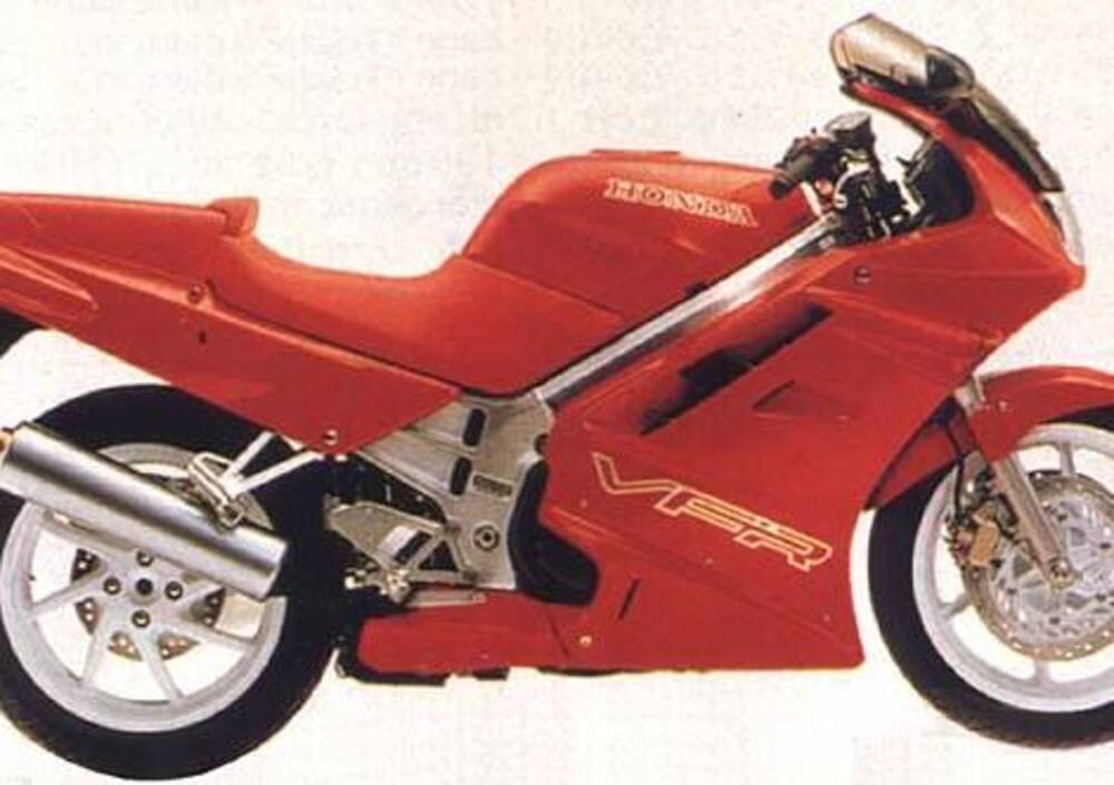 thumbnail interactive-video image 1 of DCM Petrol Fuel Pump 10mm – Honda VFR 750 F 1987-1993, DM01231_3747 1 of 5