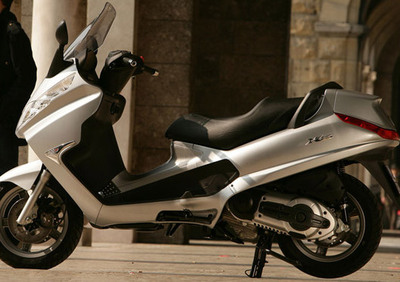 BEVERLY 250 BATTERIA SCARICA