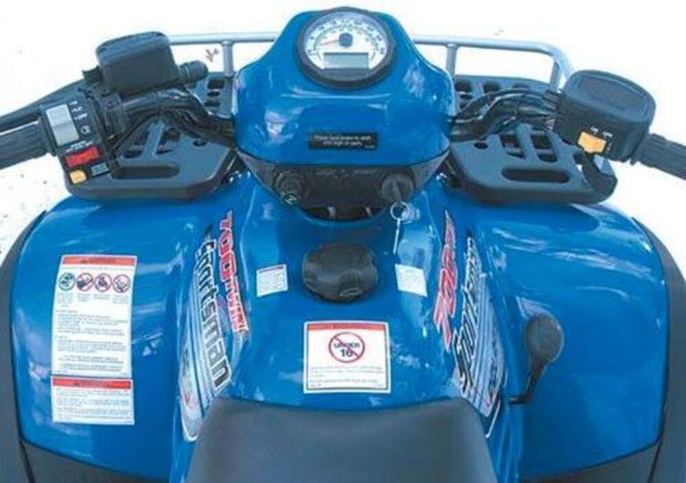 Polaris Sportsman 700 Twin EFI (2004 10), prezzo e scheda tecnica