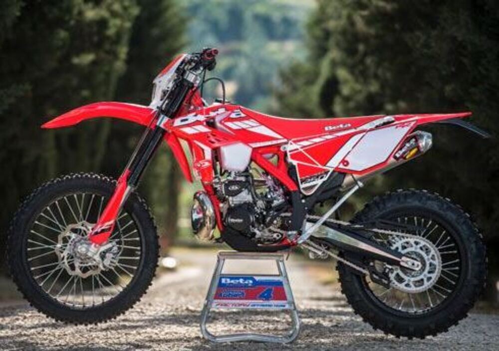 Betamotor RR Enduro 300 2t (2015), prezzo e scheda tecnica Moto.it