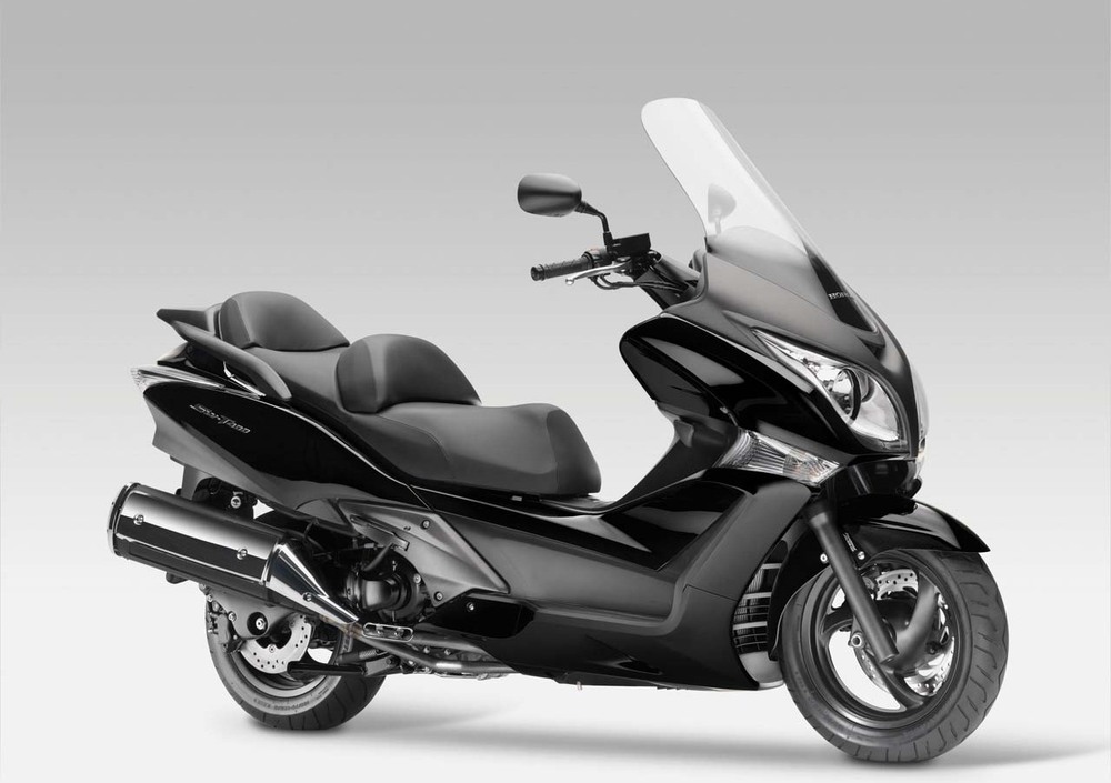 Suzuki sw 400