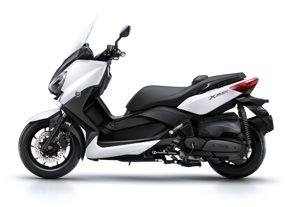 xmax 400 price motortrade