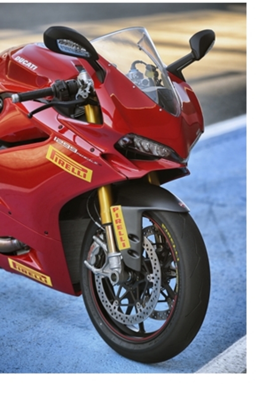 Pirelli Diablo Supercorsa SP primo equipaggiamento della nuova Ducati 1299 Panigale Pirelli Diablo Supercorsa SP primo equipaggiamento della nuova Ducati 1299 Panigale