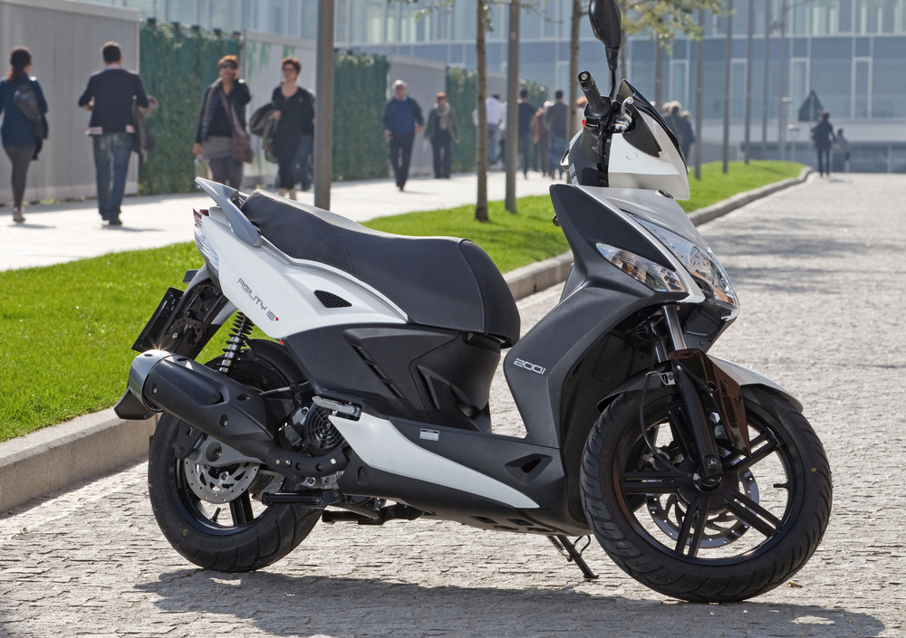 Kymco Agility 200i R16 + (2014 - 17), prezzo e scheda tecnica - Moto.it