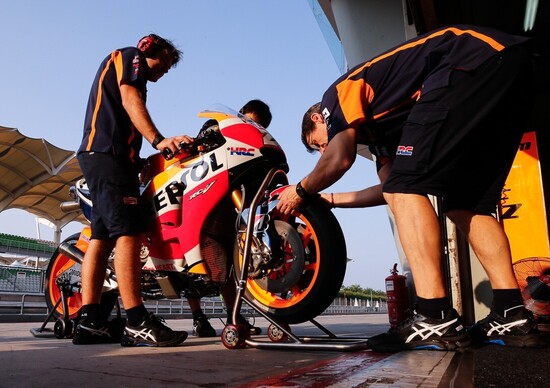 Test MotoGP, di nuovo a Sepang. Ha senso? Test MotoGP, di nuovo a Sepang. Ha senso?