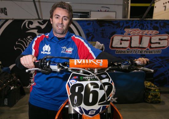 Mirko Lucchi, professione meccanico SX Mirko Lucchi, professione meccanico SX