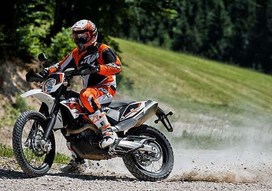 Richiamo KTM 690 Enduro R e 690 SMC R Richiamo KTM 690 Enduro R e 690 SMC R
