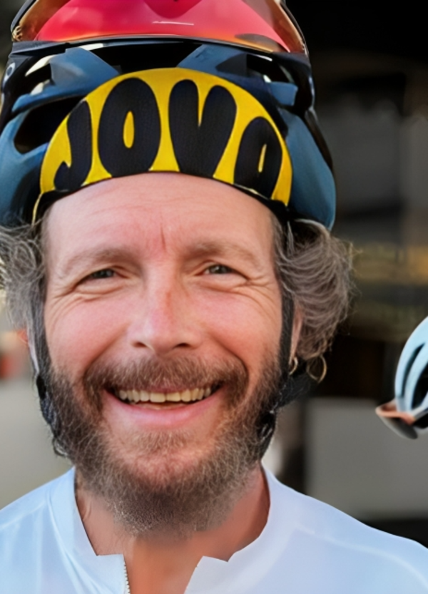 JOVANOTTI &Uuml;BER ALLES col Jova Bike Party: perch&eacute; non farne un format Rai?