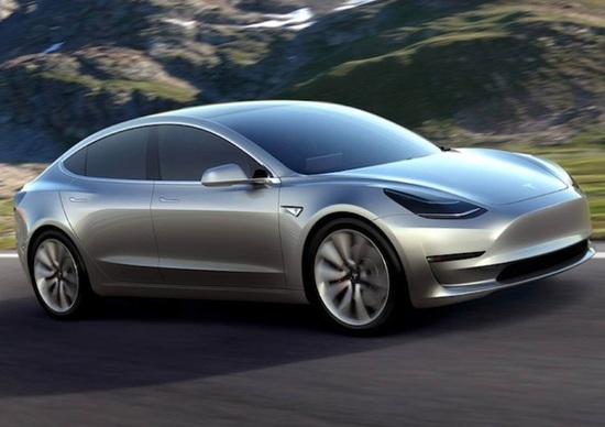 Altro che 30.000 euro. Ecco quanto costa veramente la Tesla Model 3 Altro che 30.000 euro. Ecco quanto costa veramente la Tesla Model 3