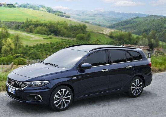 Fiat Tipo: la gamma si completa. Via alle vendite della SW Fiat Tipo: la gamma si completa. Via alle vendite della SW