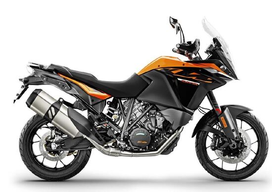KTM 1090 Adventure: 1.050 cc ma più cavalli KTM 1090 Adventure: 1.050 cc ma più cavalli