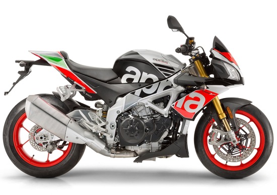 Aprilia Tuono V4 2017 ad Intermot 2016: foto e dati Aprilia Tuono V4 2017 ad Intermot 2016: foto e dati