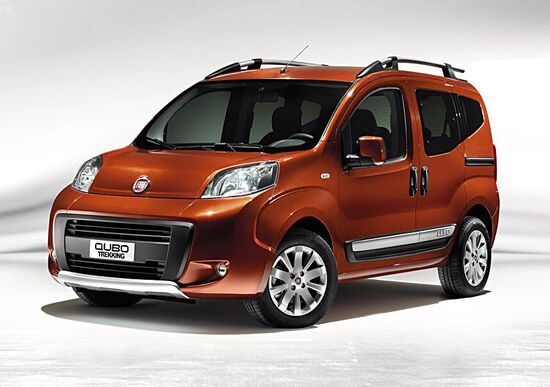 Fiat Qubo “Trekking” e Kit “Nitro” al debutto a Francoforte Fiat Qubo “Trekking” e Kit “Nitro” al debutto a Francoforte