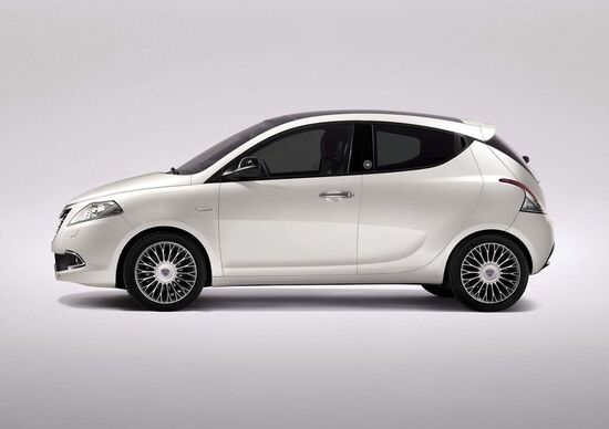 Lancia Ypsilon Ecochic: porte aperte il 17 e il 18 dicembre Lancia Ypsilon Ecochic: porte aperte il 17 e il 18 dicembre