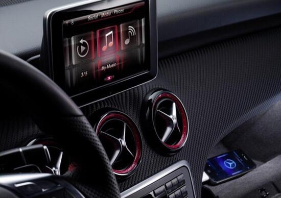 Mercedes-Benz Classe A: prime immagini degli interni Mercedes-Benz Classe A: prime immagini degli interni