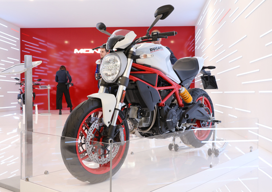 Ducati Monster 797 ad EICMA 2016: foto e dati Ducati Monster 797 ad EICMA 2016: foto e dati