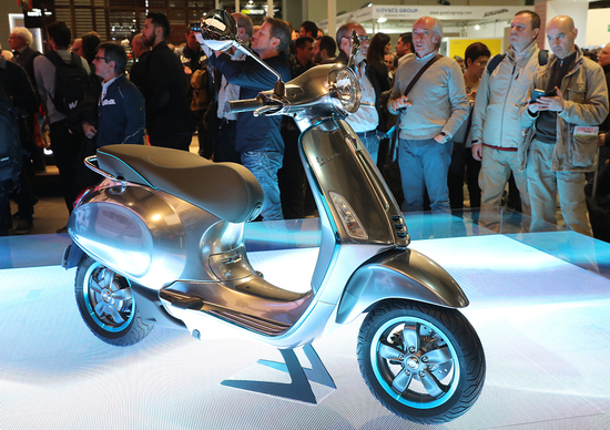 Vespa Elettrica a Eicma 2016. Foto e dati Vespa Elettrica a Eicma 2016. Foto e dati