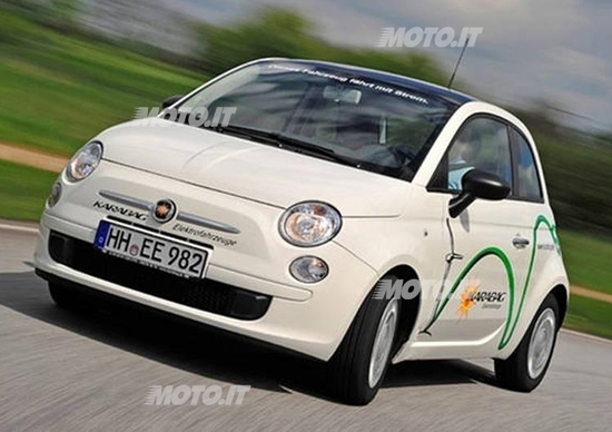 Fiat 500: una versione elettrica realizzata da Karabag Fiat 500: una versione elettrica realizzata da Karabag