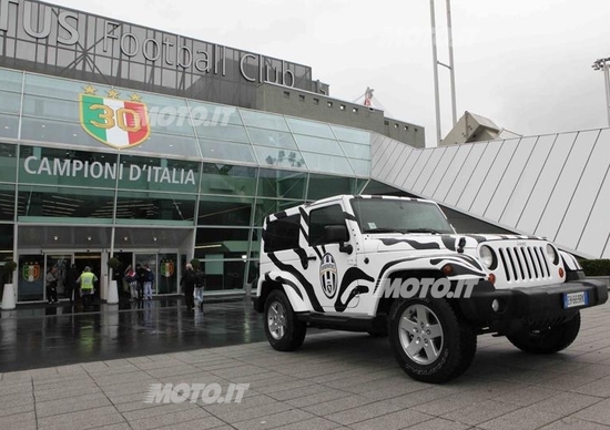 Jeep Wrangler: un esemplare dedicato allo scudetto della Juventus Jeep Wrangler: un esemplare dedicato allo scudetto della Juventus