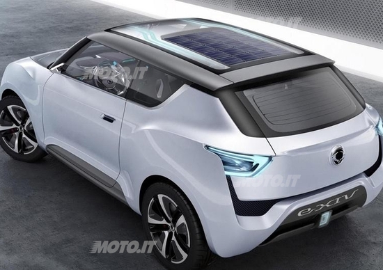 Ssangyong e-XIV Concept: il debutto a Parigi Ssangyong e-XIV Concept: il debutto a Parigi