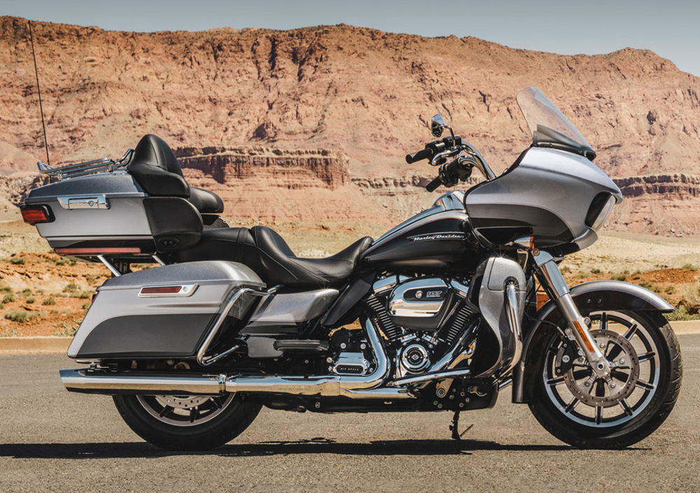 Harley-Davidson Road Glide Ultra 107 (2017 - 18), prezzo e scheda ...