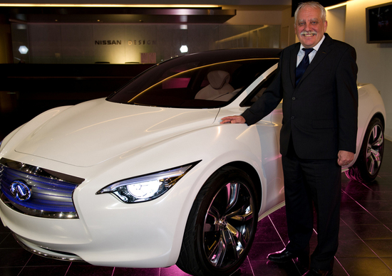 Infiniti: la futura berlina compatta sarà prodotta in Gran Bretagna Infiniti: la futura berlina compatta sarà prodotta in Gran Bretagna