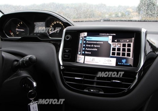 Peugeot 208: i segreti del sistema multimediale Touchscreen SMEG Peugeot 208: i segreti del sistema multimediale Touchscreen SMEG