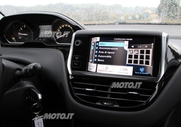SCARICA PEUGEOT 208 BATTERIA
