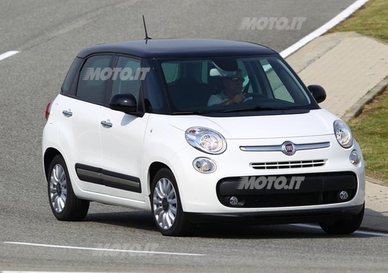 Fiat 500L: ora anche con City Brake Control Fiat 500L: ora anche con City Brake Control