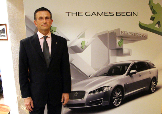 Daniele Maver: «La Jaguar XF Sportbrake è eleganza, potenza e praticità» Daniele Maver: «La Jaguar XF Sportbrake è eleganza, potenza e praticità»