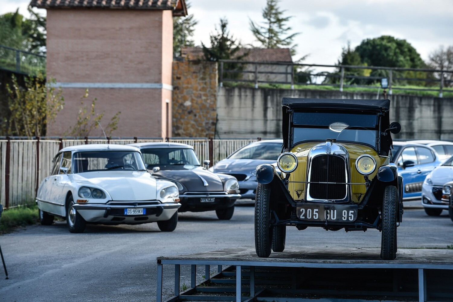 PSA & Friends celebra l’heritage dei tre marchi francesi